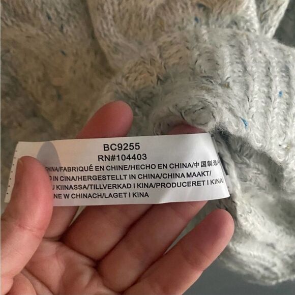 J.O.A. Balloon Sleeve Cable Knit Sweater - Picture 8 of 8